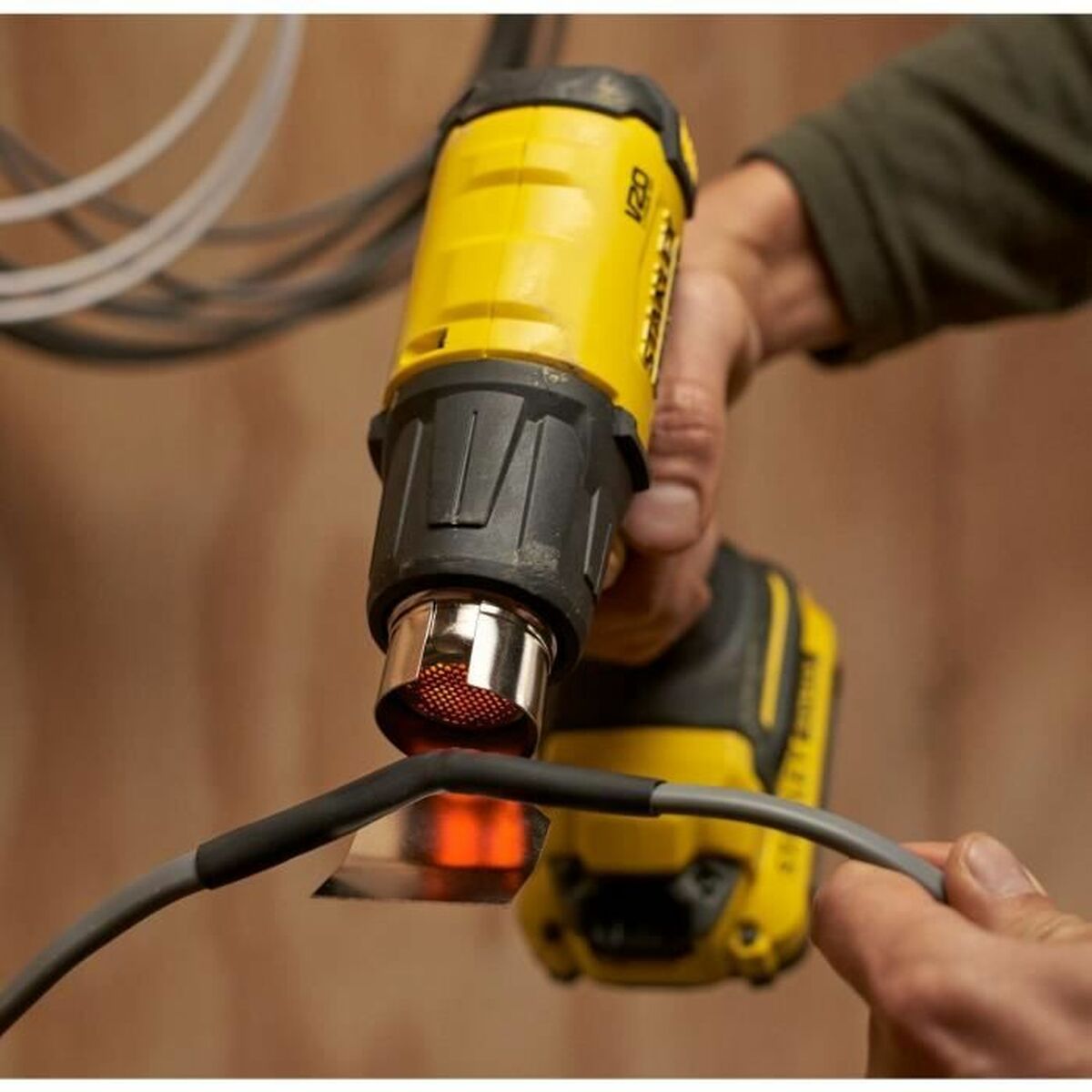 V7HFD5ED70B727B1D6C9E73EF0856CCA705R6938728P6