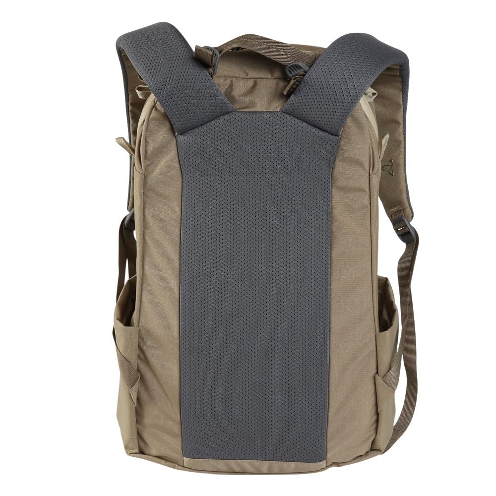 Mystery Ranch Catalyst 26 Rucksack – Wetterfester Reiserucksack mit praktischem Zugriff und gepolstertem Laptopfach – Hummus, 26 l