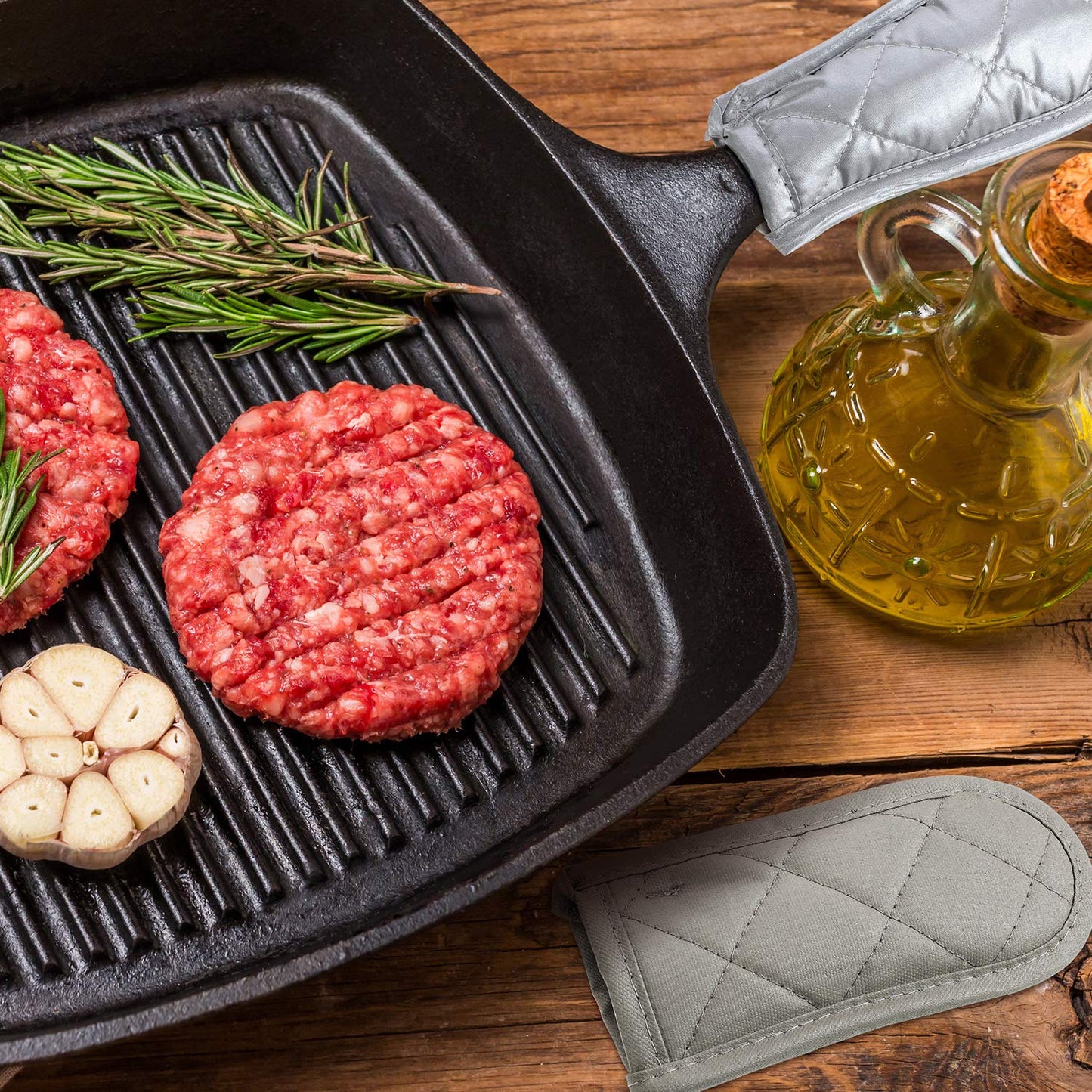 Patelai 4 Pcs 4 Pcs Pan Handle Sleeve Covers Cast Iron Handle Cover Heat Resistant Non Slip Skillet Holder Sleeves Mitt Winter for Kitchen Cooking Tools