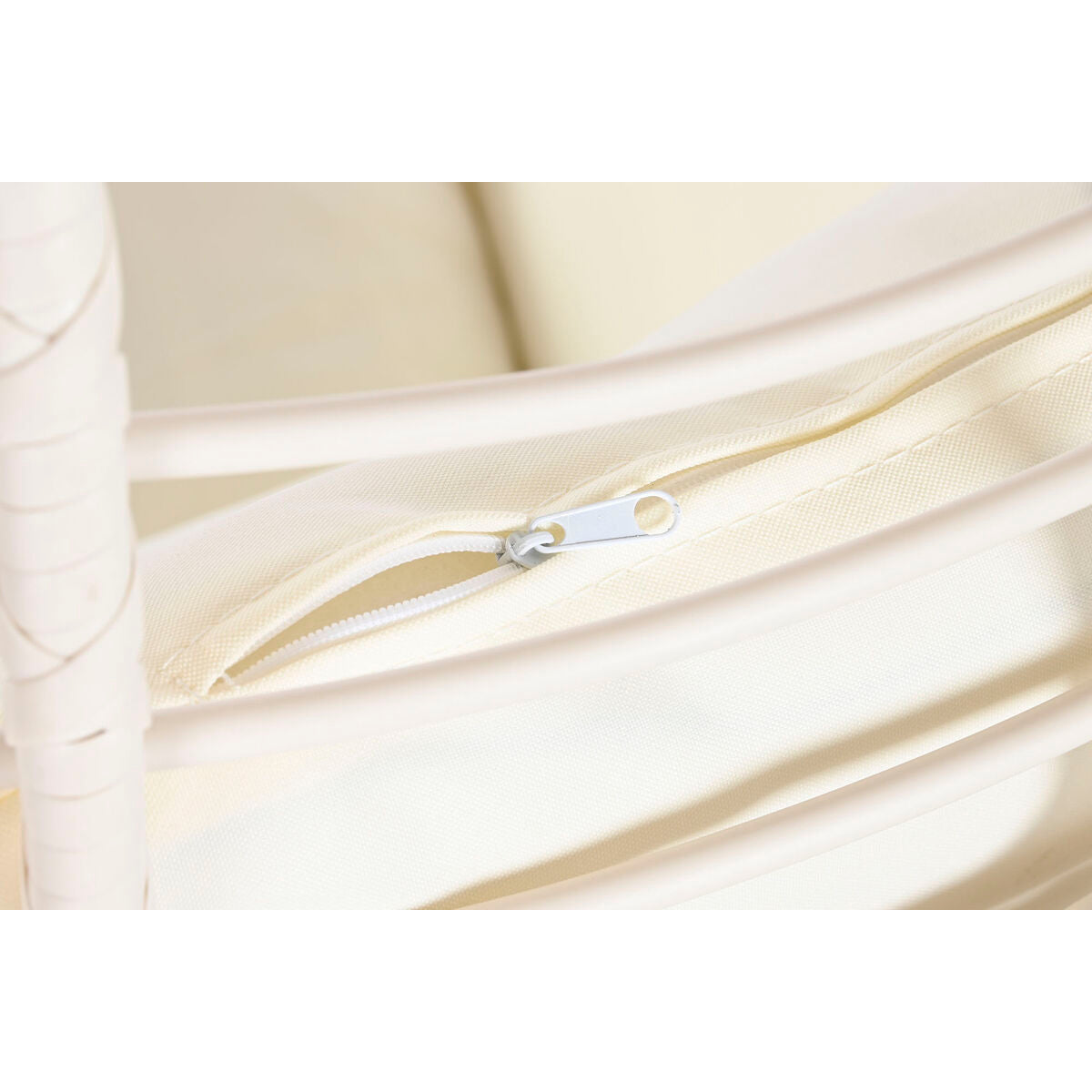 V9H2E62F1973A6C7953F22F5D8F99B095C3R4036988P6