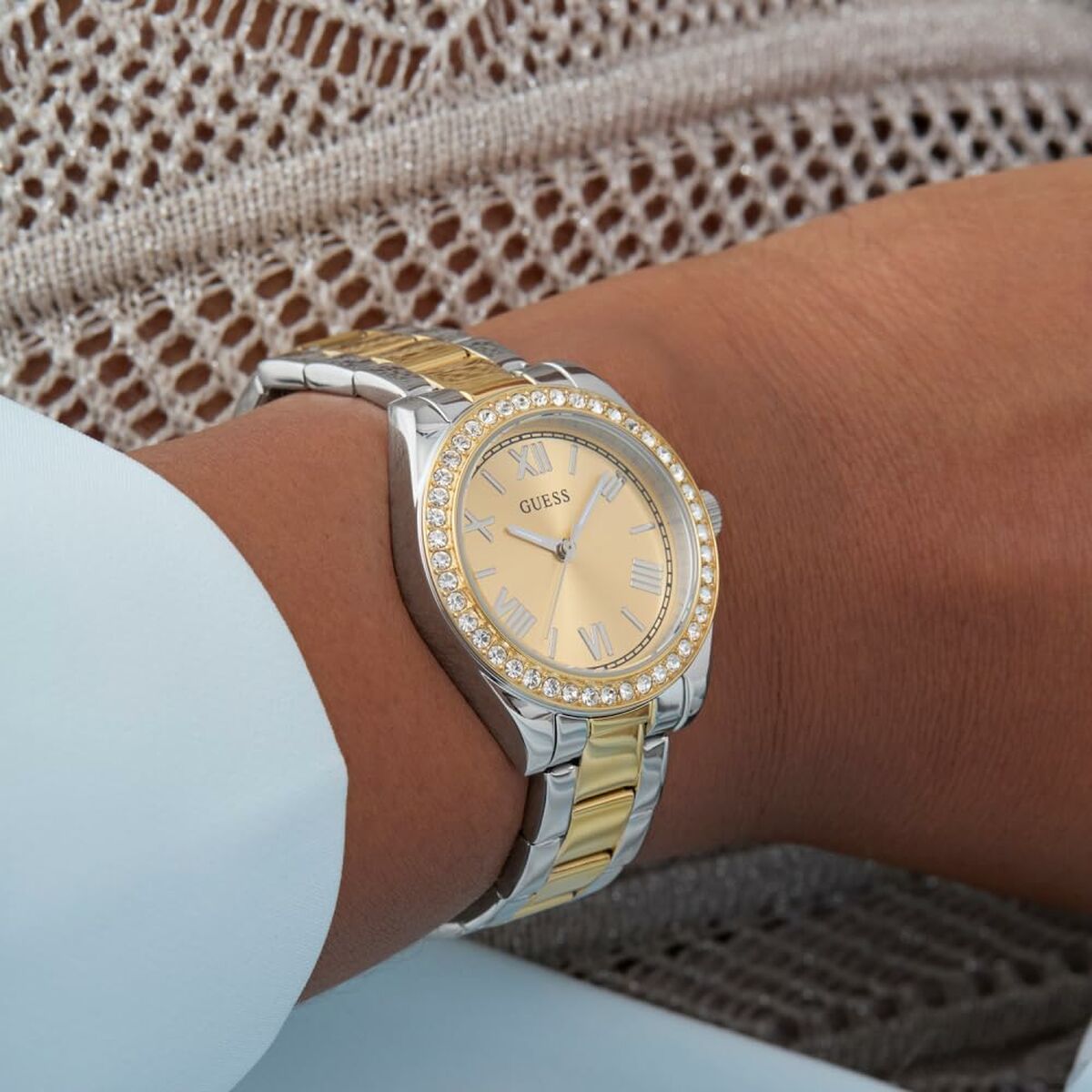 V3H231E830E256D9143D12F2BC1387E4545R6186518P9