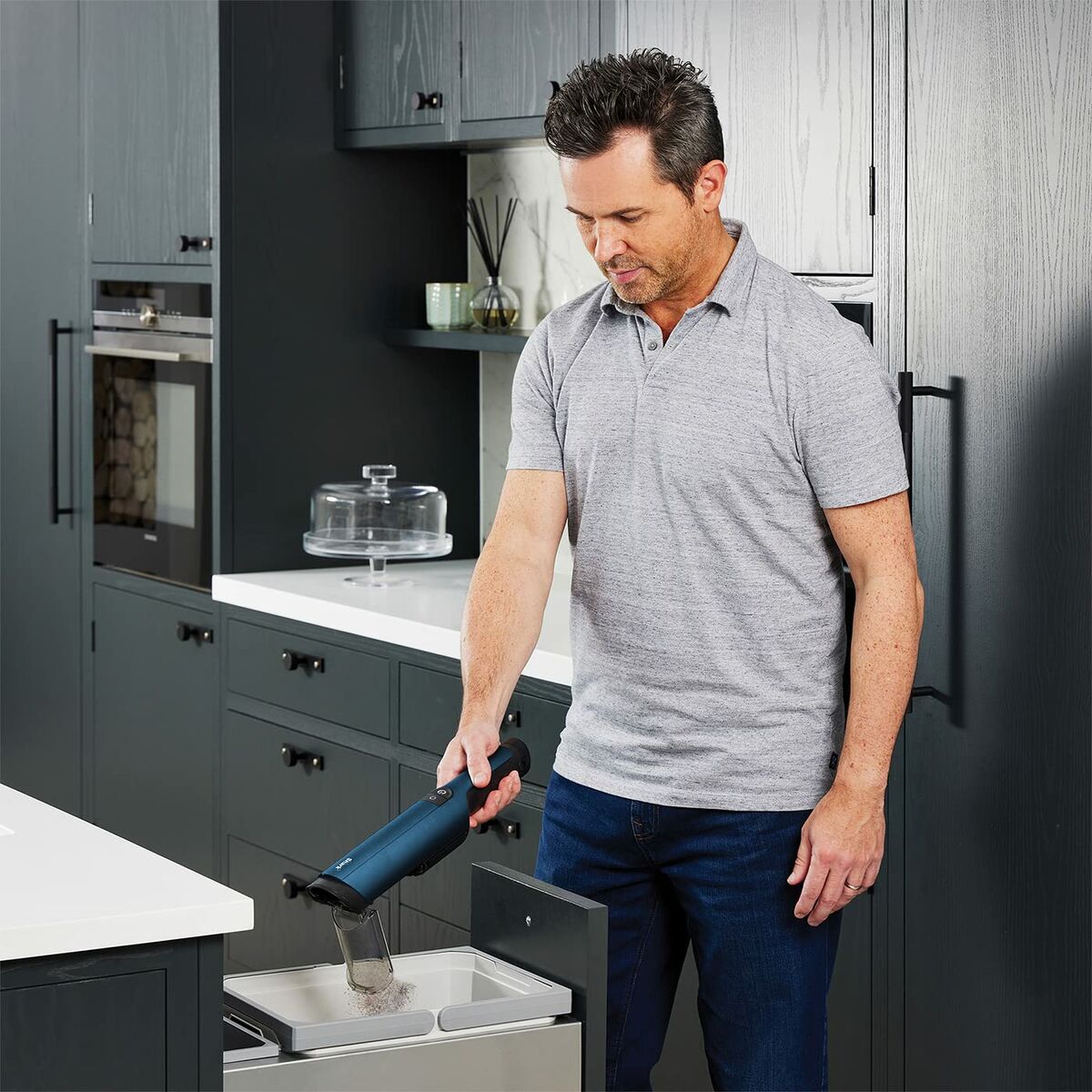 V2H597F8BBEE9828C09D1D7C36A83211A6AR7029080P9