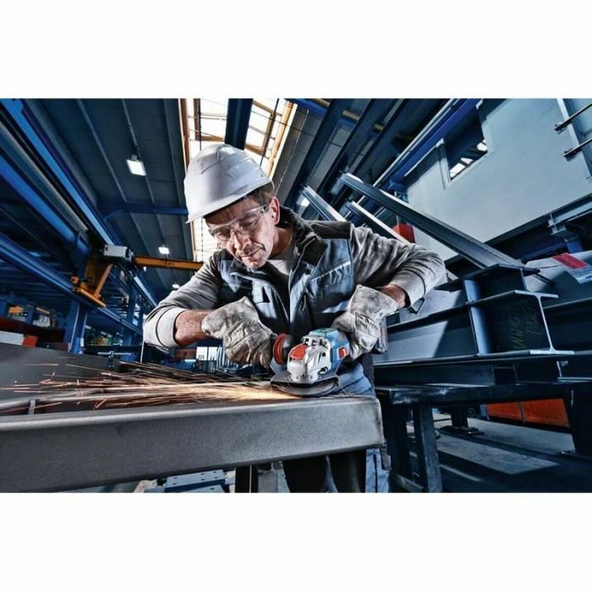 V7HD37D95C44608801C923634C2872E6178R3439235P3