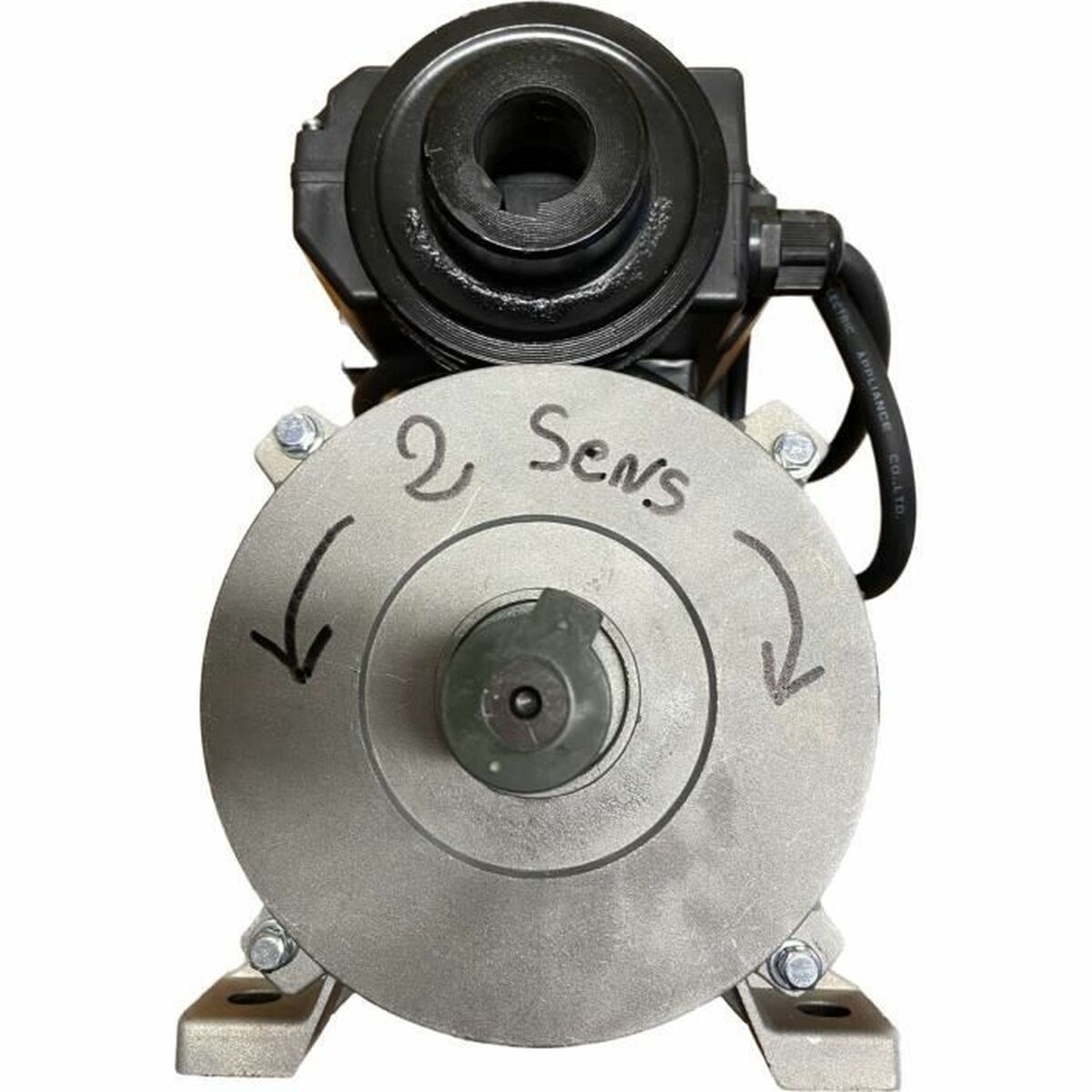 V4HDC5D1219607F561F415BBB9AFF647FA4R4813124P4