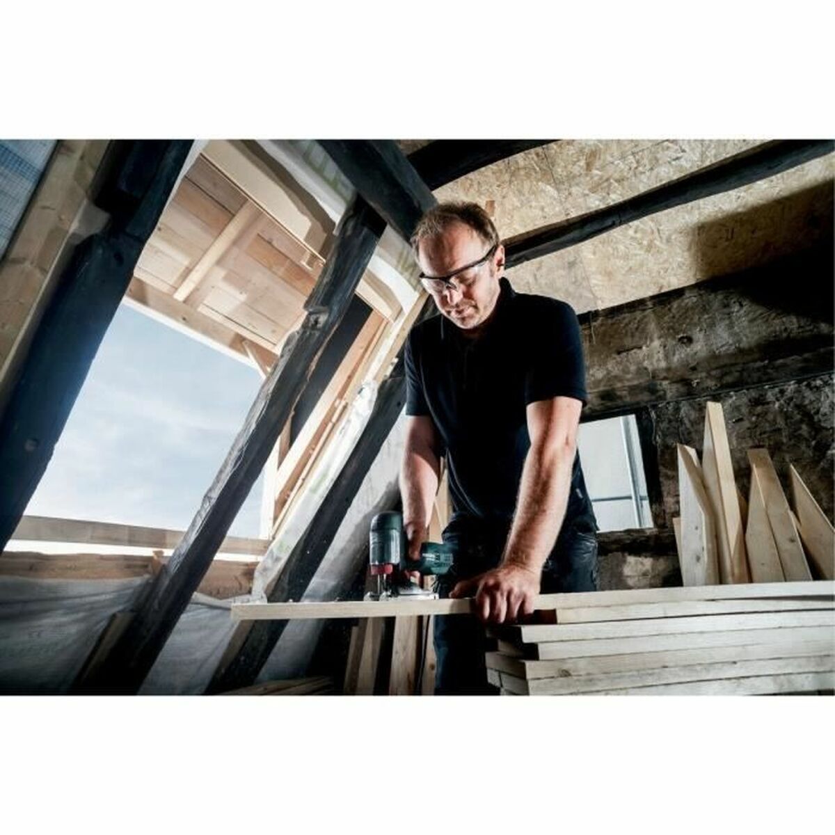 V3H18302D339E149FE4DA0978A0CF182400R6009572P2