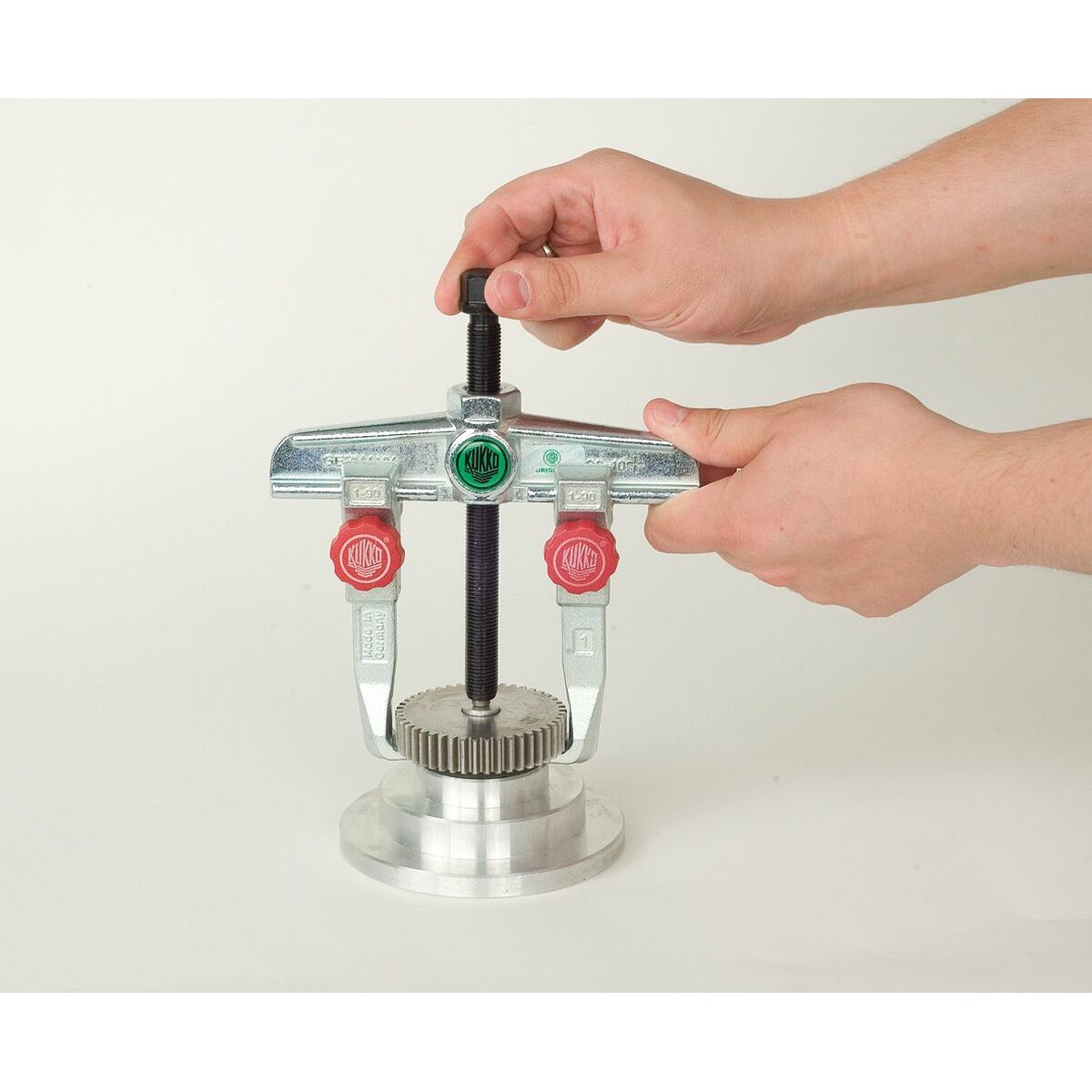 V2H2A6BD0D0B4A9F07E832C104C44EB7C61R7061354P6