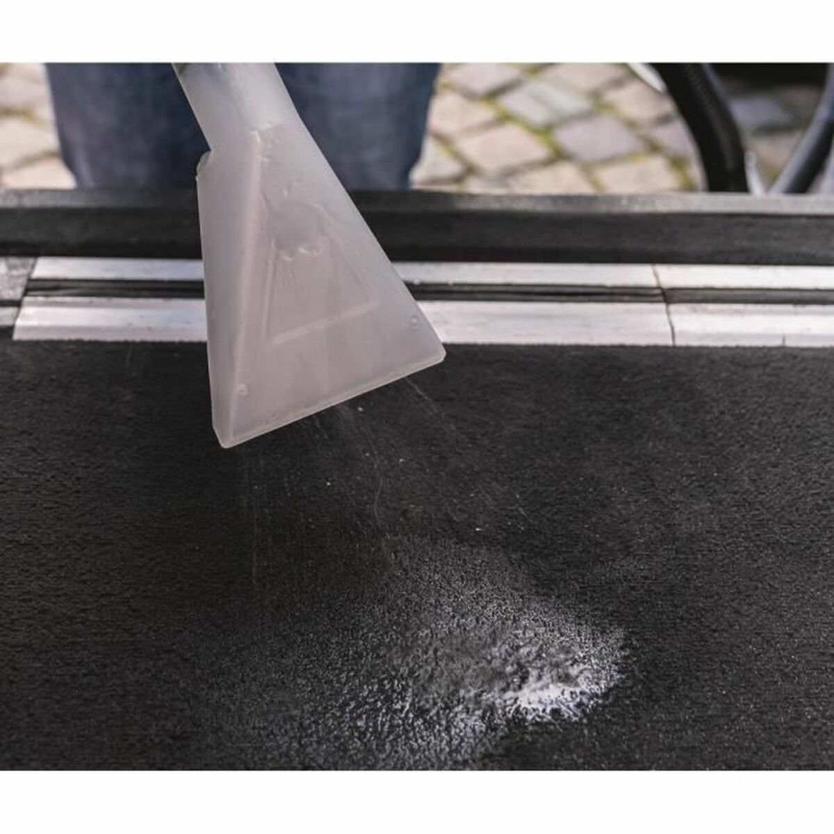 V10HFC177EF9DAD127D140060BCDD499F7E2R7023103P5