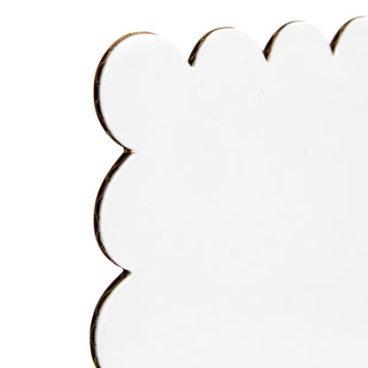 Rechteckige Kuchenplatte „Sparkle and Bash“ – 14 x 10 Zoll, weiße Folie, 25er-Packung – Stabile Papierbasis mit gewelltem Rand für Desserts und Cupcakes – Kuchenplatten im Viertelblechformat