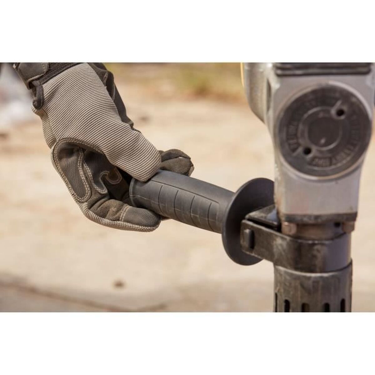 V2HCEA07638249E8873290B81BF7A3FD2ACR7468241P6