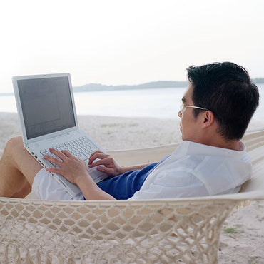 Seagate 1 TB Laptop-Festplatte SATA 6 Gbit/s 8 MB Cache 2,5-Zoll internes Laufwerk Einzelhandelskit (STBD1000100)