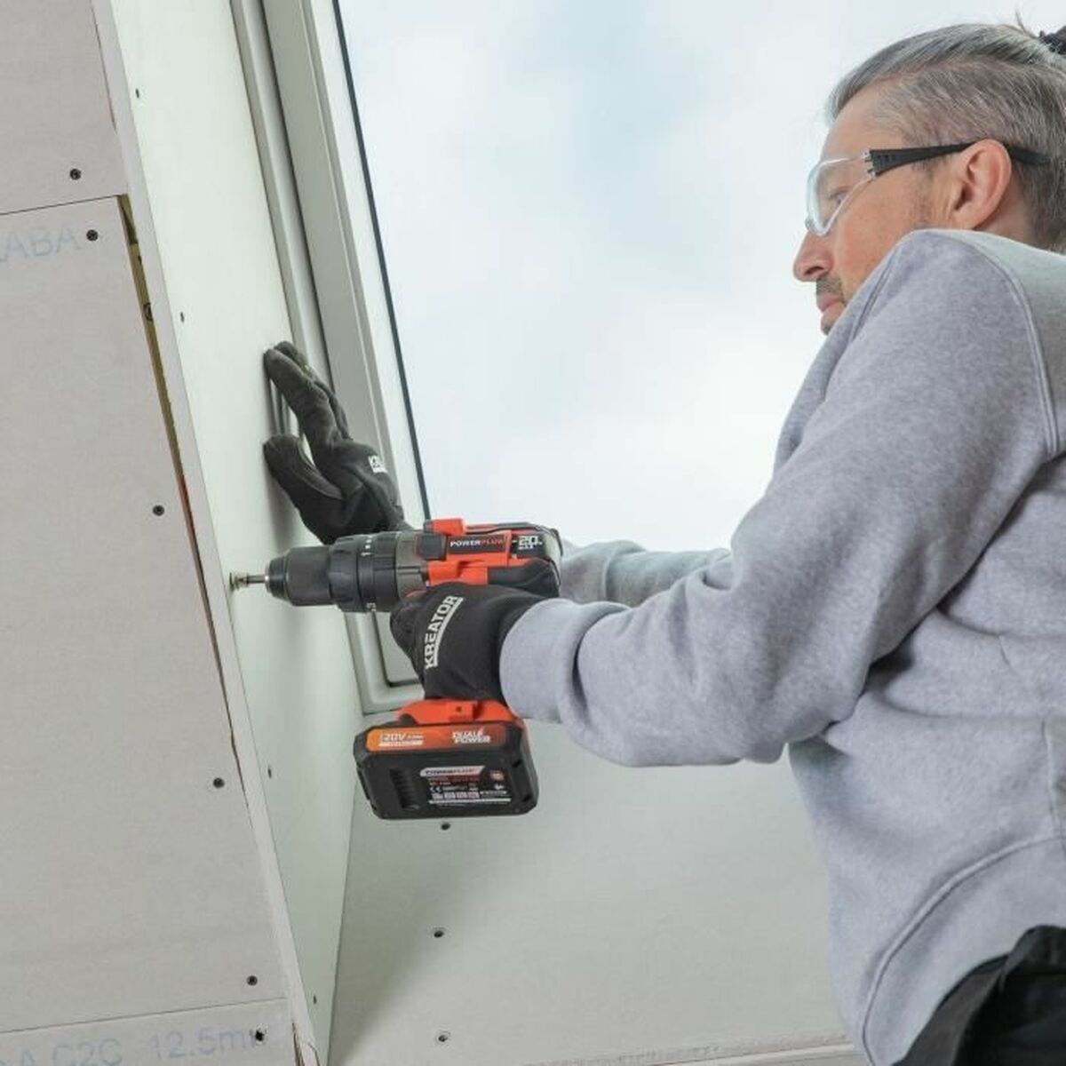 V2H1422DFCF217B54157923329B78C04F84R7269552P5