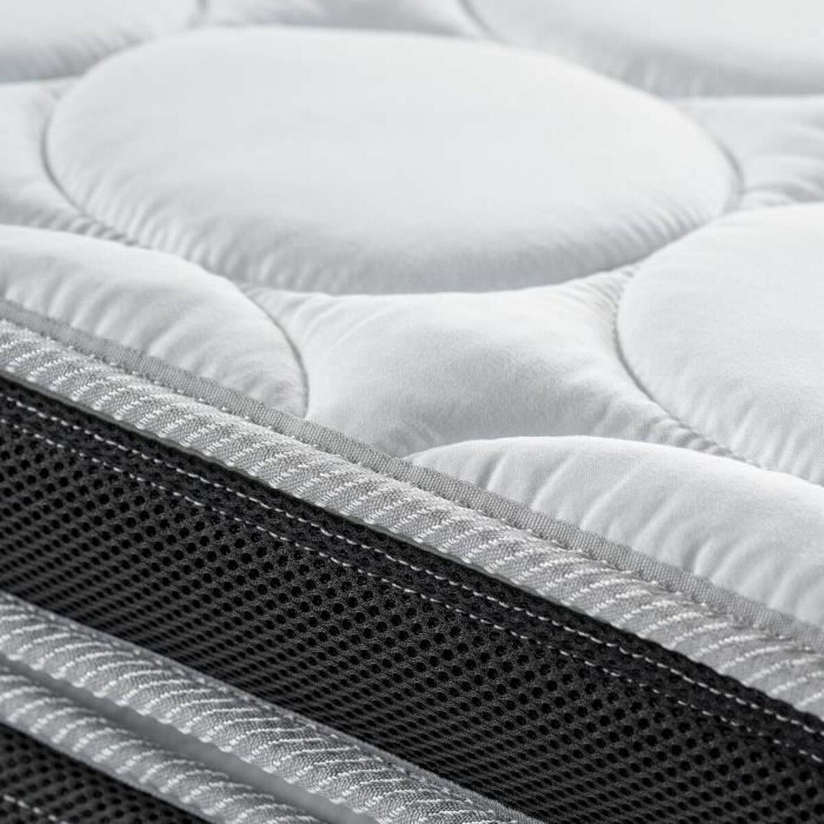 V3H7723DDF61B50D19995C9CCF7A4B9C69AR5825560P2