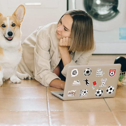 Fußballaufkleber | 100 Stück wasserfeste Vinyl-Aufkleber für Wasserflaschen, Laptops, Autos, Koffer, Becher, Computer, Handys und Skateboards 