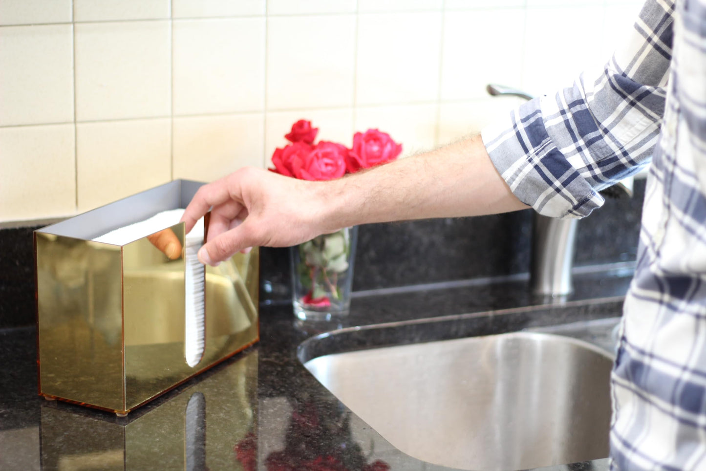 Küchenrollenspender, goldener Küchenrollenhalter, gefalteter Serviettenhalter aus Acryl für die Küche, mehrfach faltbarer C-, Z- und dreifach faltbarer Küchenrollenspender für Badezimmer