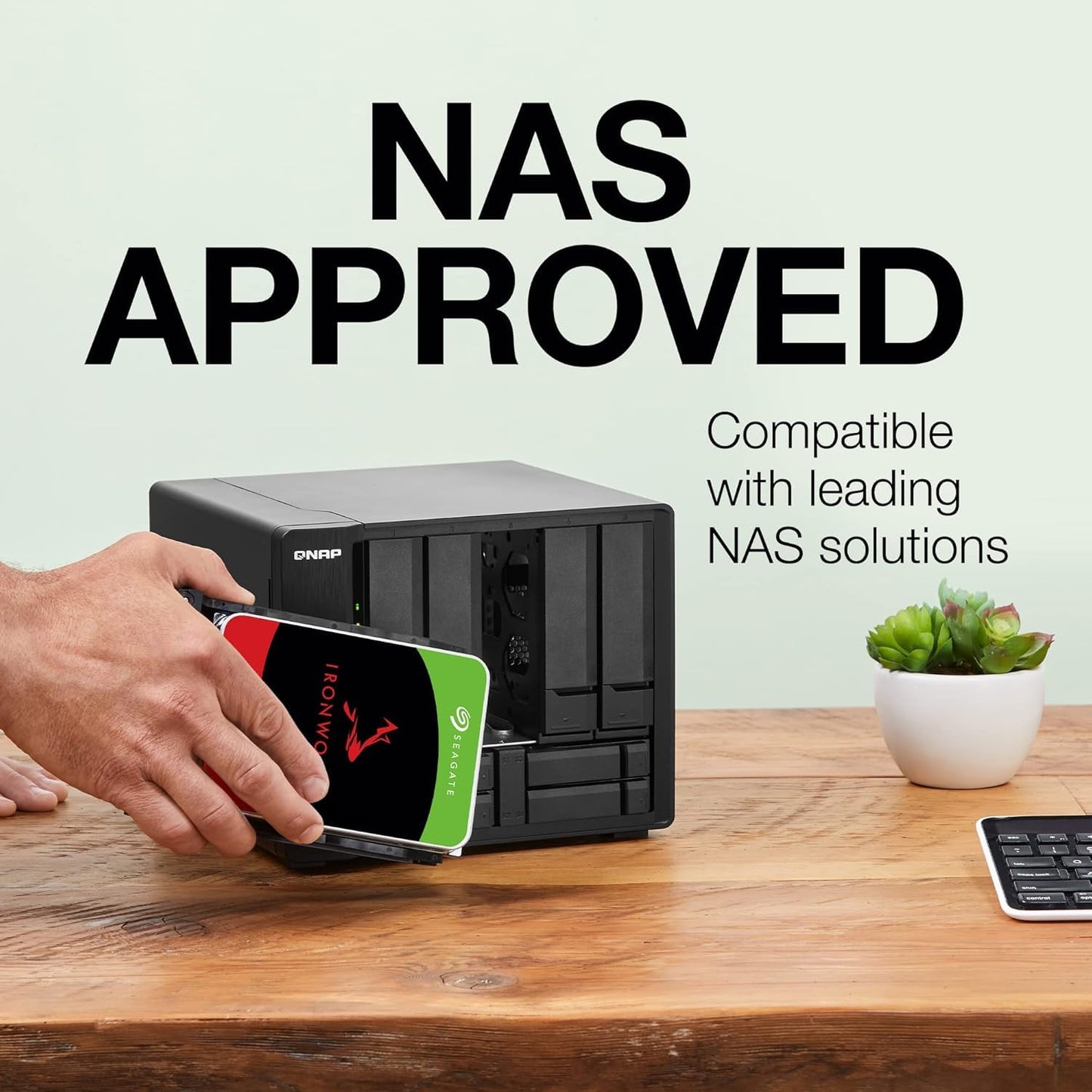 Seagate IronWolf 8 TB NAS Interne Festplatte (HDD) - 3,5 Zoll SATA 6 Gbit/s 7200 U/min 256 MB Cache für RAID Network Attached Storage - Frustfreie Verpackung (ST8000VNZ04/N004)