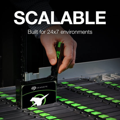 Seagate (Generalüberholt) Exos X20 20 TB Interne Festplatte - 3,5 Zoll Hyperscale SATA 6 Gb/s HDD, 7200 U/min, 2,5 Mio. MTBF, 512e und 4Kn FastFormat, Niedrige Latenz mit erweitertem Caching (ST20000NM007D)