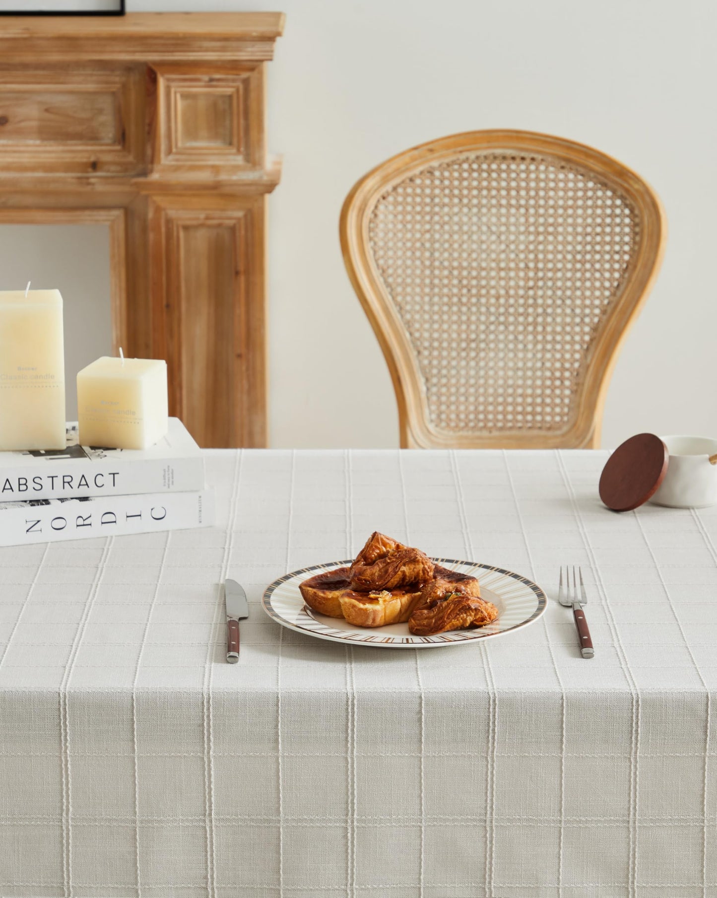 ZeeMart Leinentischdecke mit Karomuster, Landhausstil, bestickt, neutral, wasserabweisend, rechteckig, Elfenbein, 132 x 178 cm