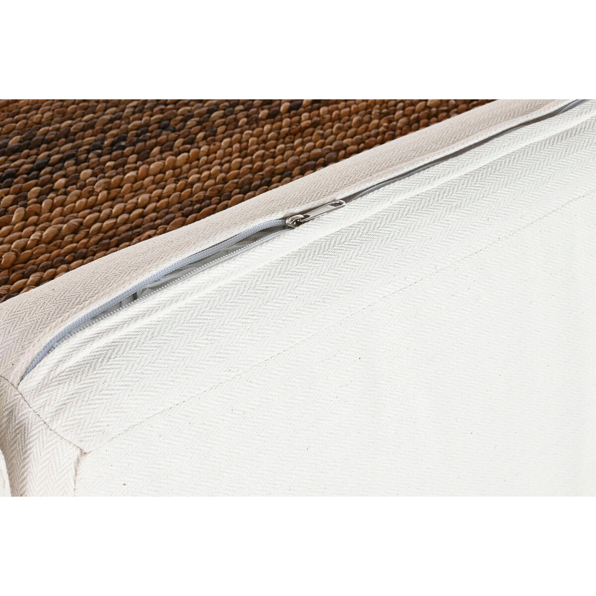 V5HC064C8A3E0B1CC8917C8F3F13532490AR6588308P6