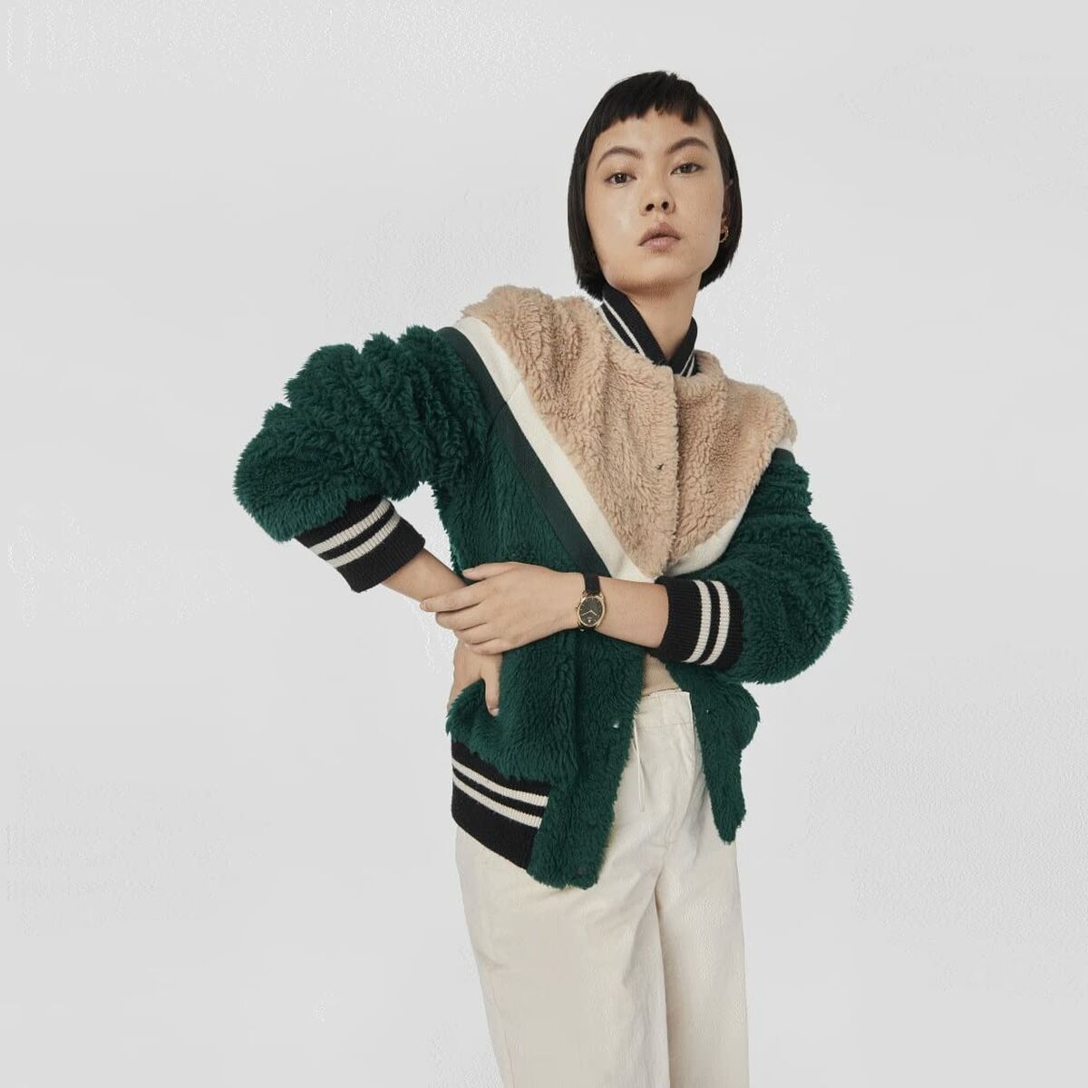 V5HDC29435985255ACB42E28726F55D9D78R6467893P8