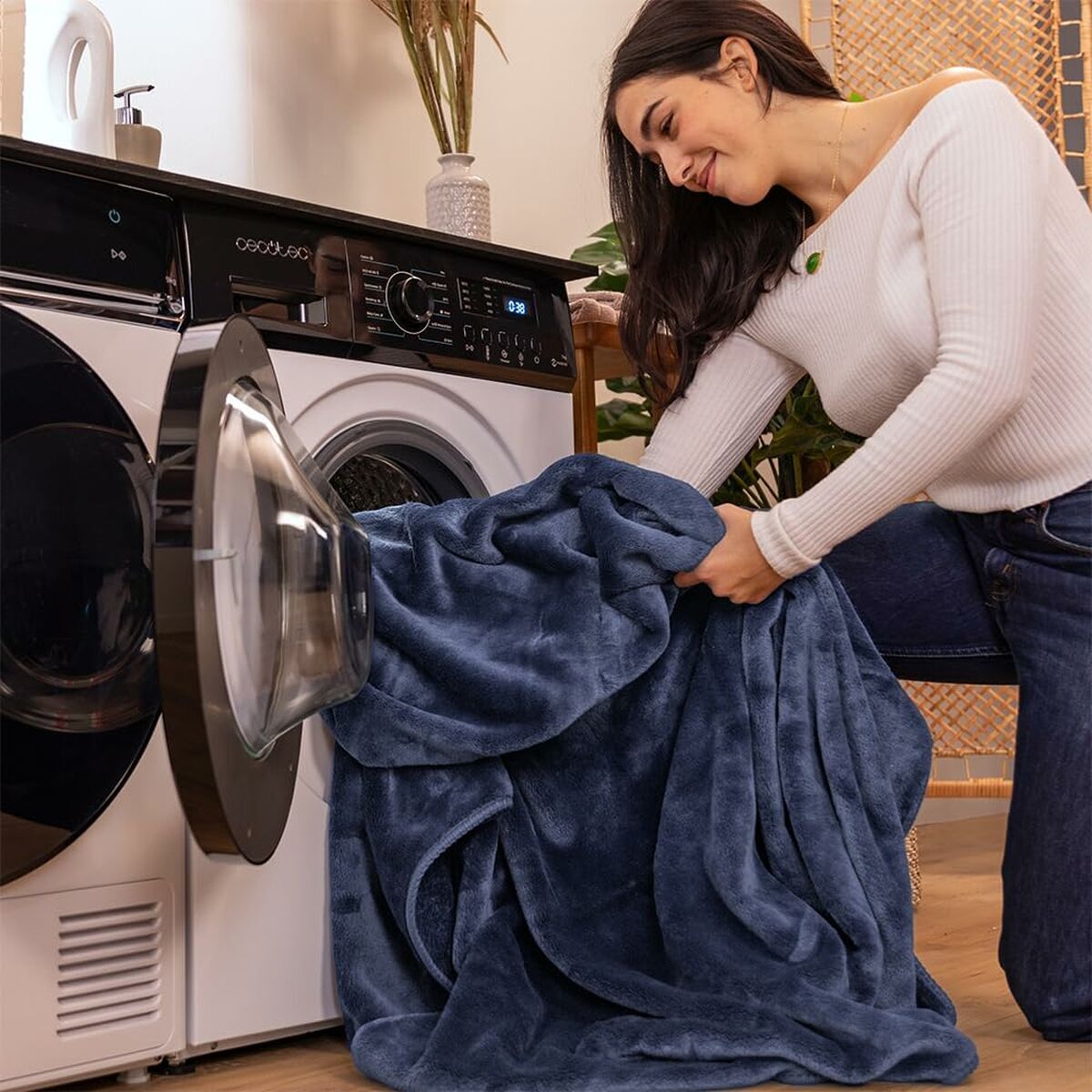 V4HB786A817E62881D52ACAECB73428FD73R7508902P2