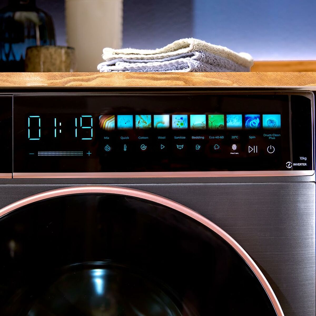 V6HCAFCB83700D64BAA7561D5D1FEBA60EFR7344115P9