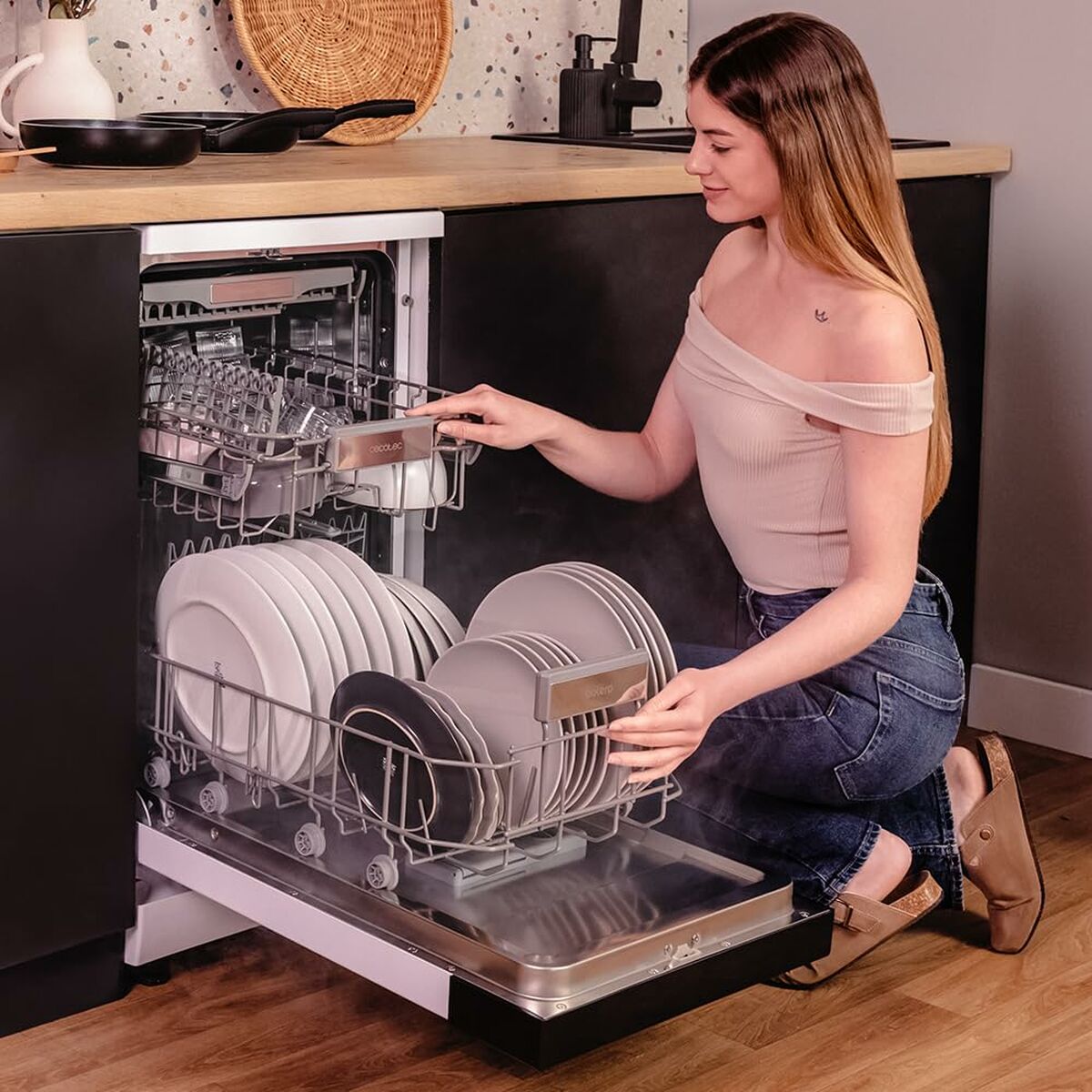 V6H09A1AD8D9EAA4506D2D0C9B0600BD288R7391996P4