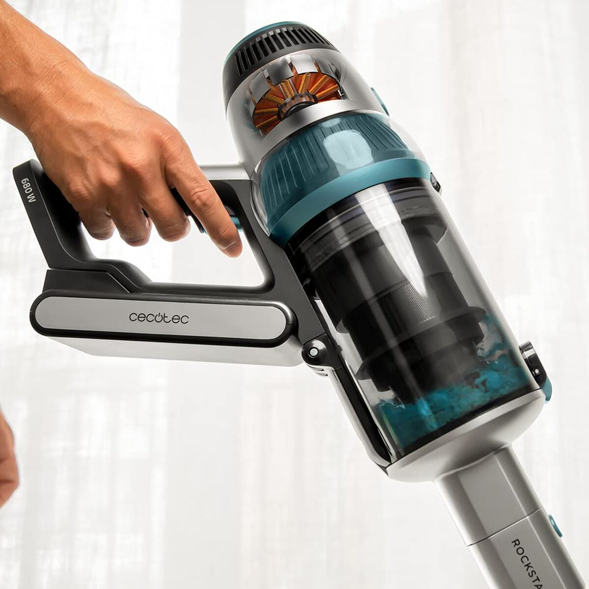 V8H1DF3A7A701A88F0808676776745399B6R7421693P5