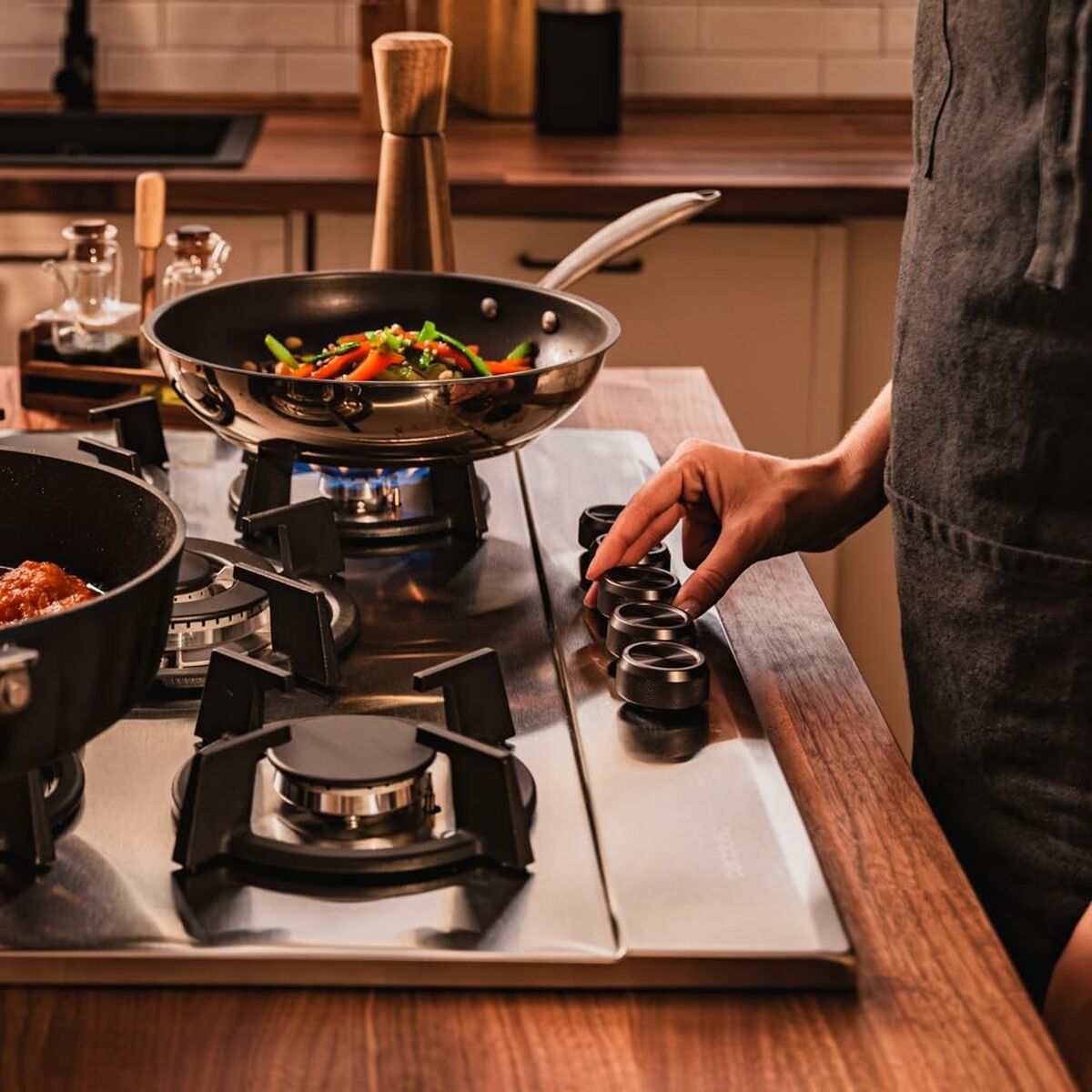 V2H92544FEE555506045EA85A06C5B517A5R7402760P9