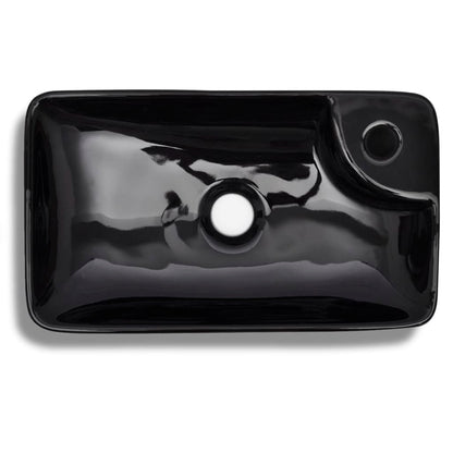 Lavabo en céramique avec trou de robinet noir