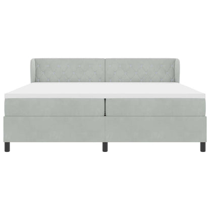Boxspringbett mit Matratze Hellgrau 200 x 200 cm Samt
