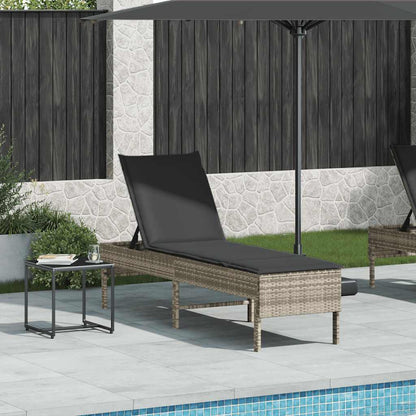 Sonnenliege mit Auflage Hellgrau 55x200x44 cm Poly Rattan