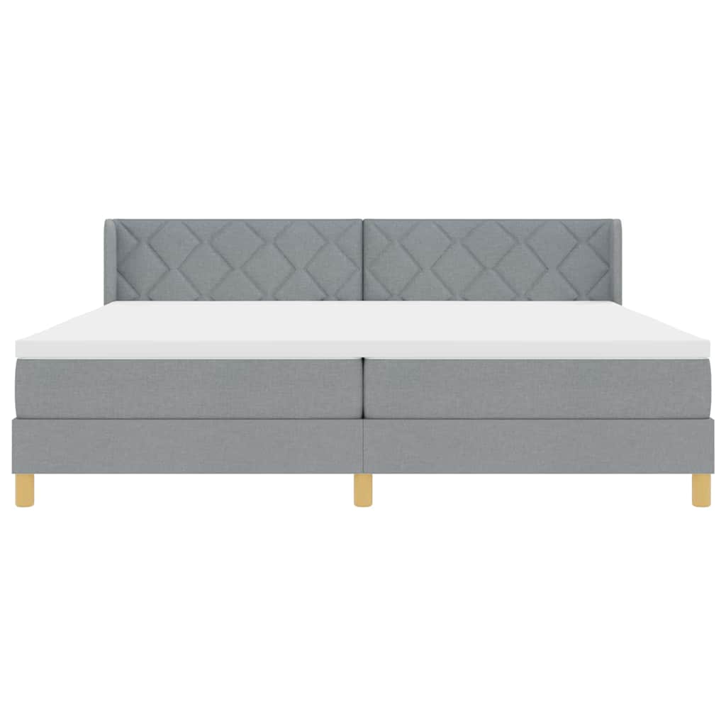 Boxspringbett mit Matratze Hellgrau 200 x 200 cm Stoff