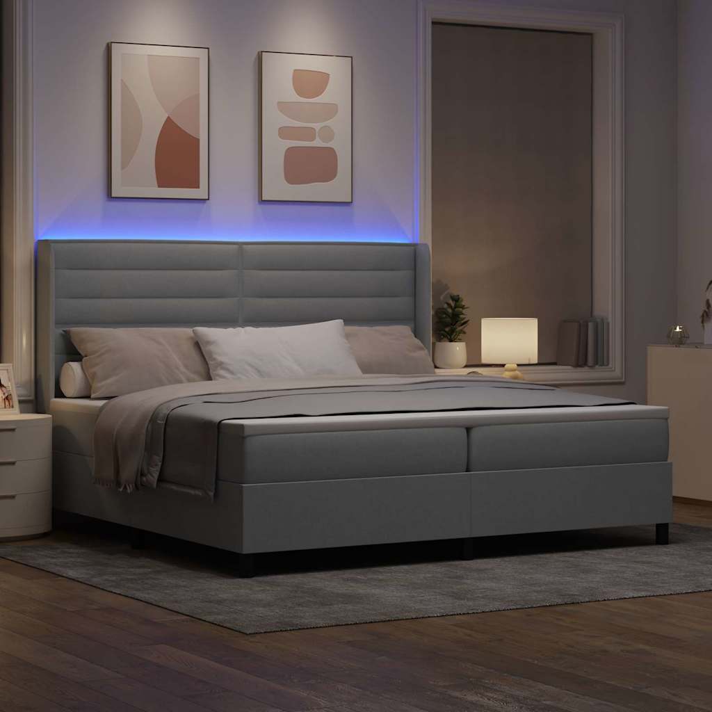 vidaXL LED Boxspringbett mit Matratze Hellgrau 200 x 200 cm Stoff