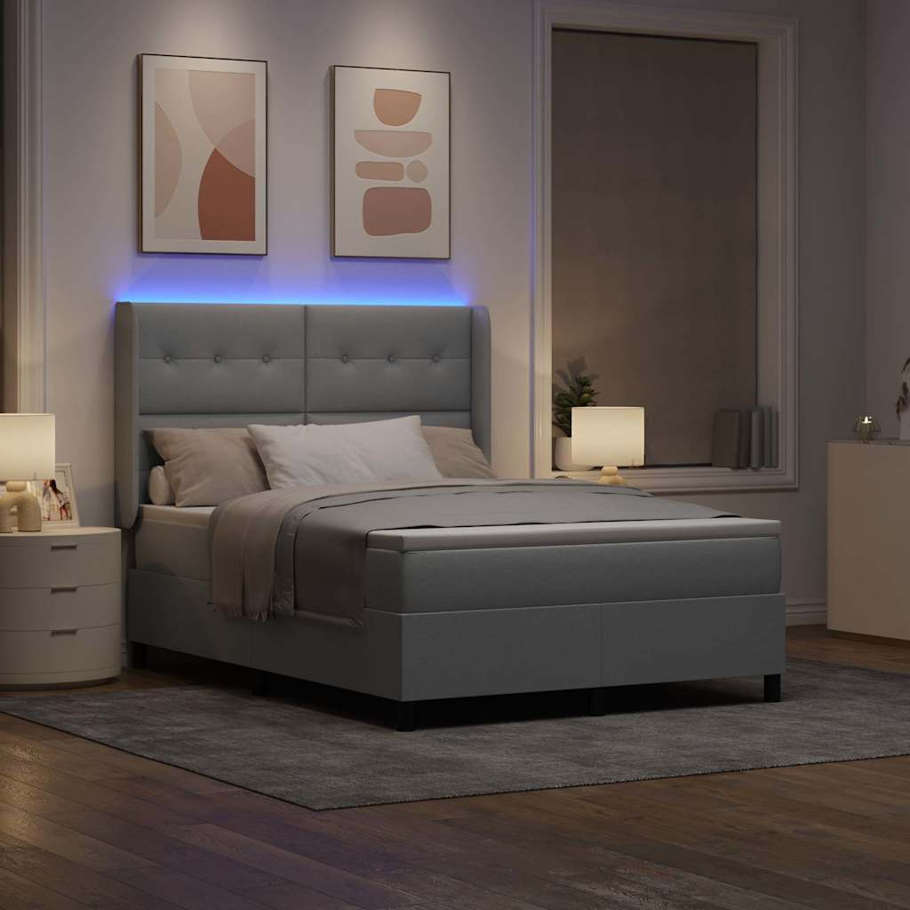 LED Boxspringbett mit Matratze Hellgrau 140 x 190 cm Stoff