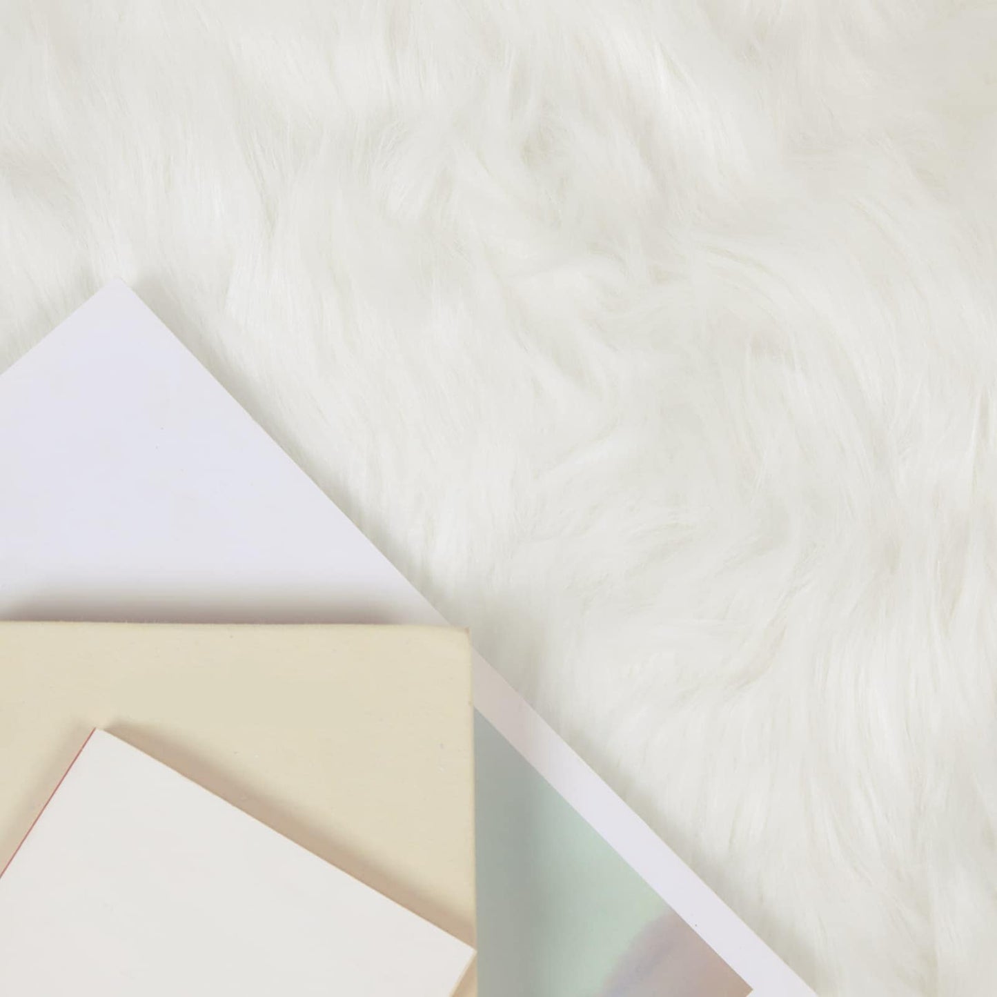 Kunstschaffell Teppich Tafalla Weiß 80 x 120 cm Polyester