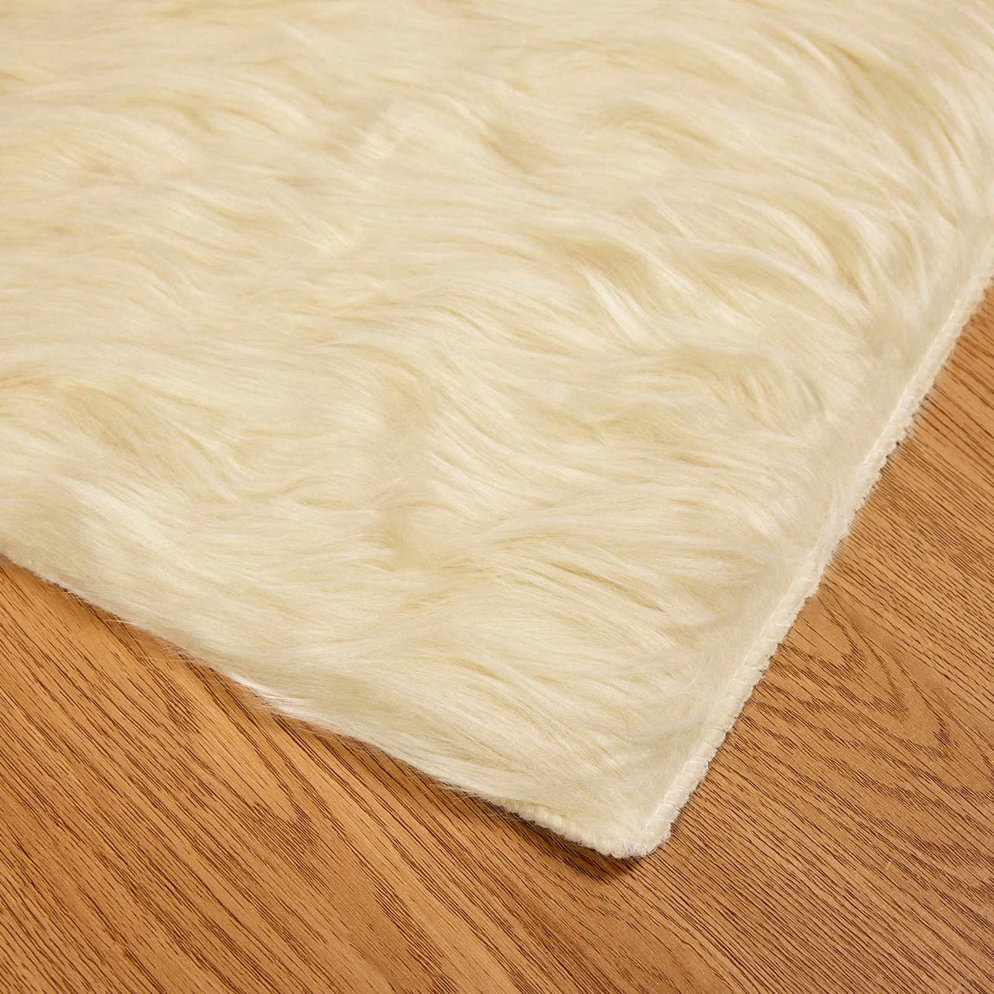 vidaXL Kunstschaffell Teppich Tafalla Creme 120 x 170 cm Polyester