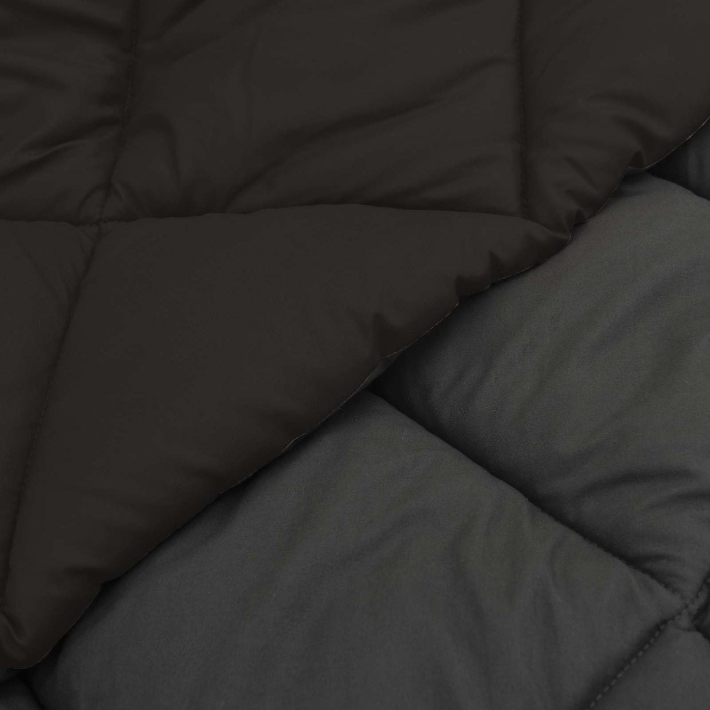 vidaXL Ganzjahresbettdecke Schwarz und Anthrazit 220 x 260 cm
