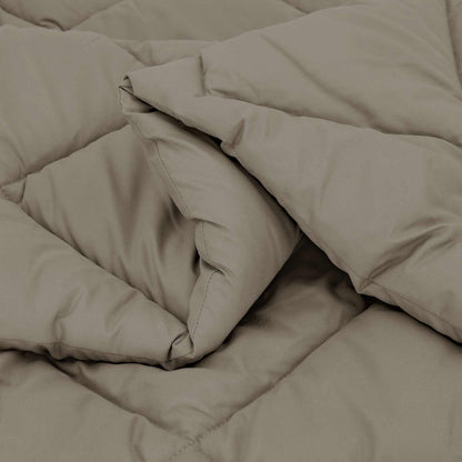 Ganzjahresbettdecke Hellgrau 240 x 200 cm Mikrofaser