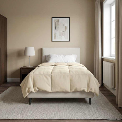 Winterbettdecke Gepolstert Creme 155 x 220 cm Mikrofaser