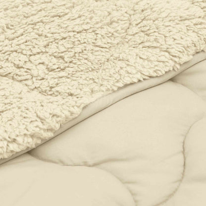 Winterbettdecke Creme 200 x 200 cm Mikrofaser und Teddy-Fleece