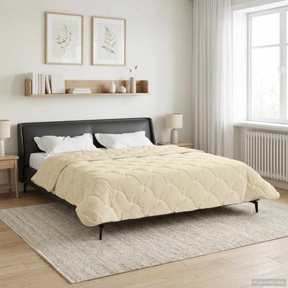 Winterbettdecke Creme 200 x 200 cm Mikrofaser und Teddy-Fleece