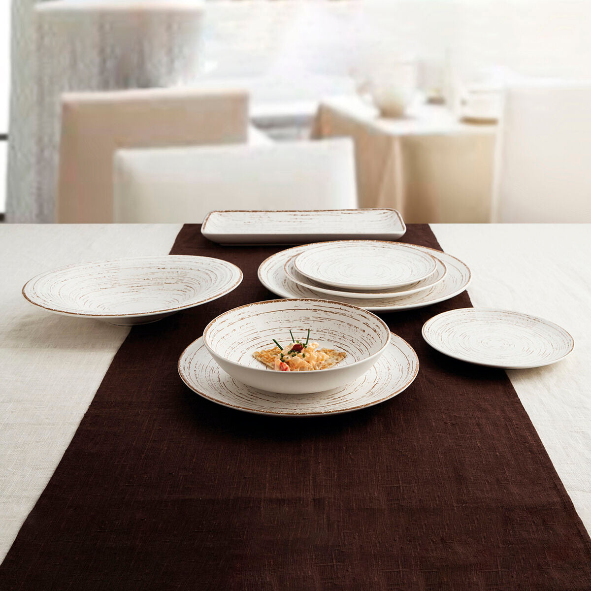 V6H6FE38F2AB1A735B3A3061603254C13B7R2304248P3